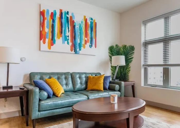 2Br Luxury New Apartment With Outdoor Pool